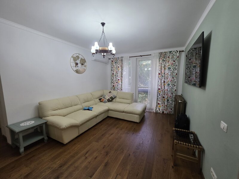 Titan, 5 minute metrou Costin Georgian, pe Barajul Bicaz, renovat complet